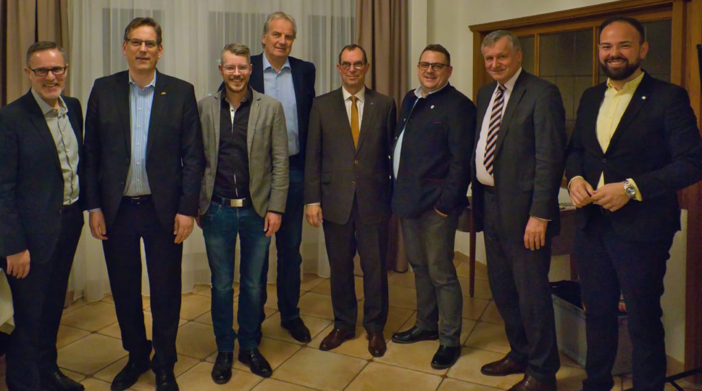 Liberales Engagement für den Enzkreis: FDP stellt Kandidaten für Kreistagswahl auf