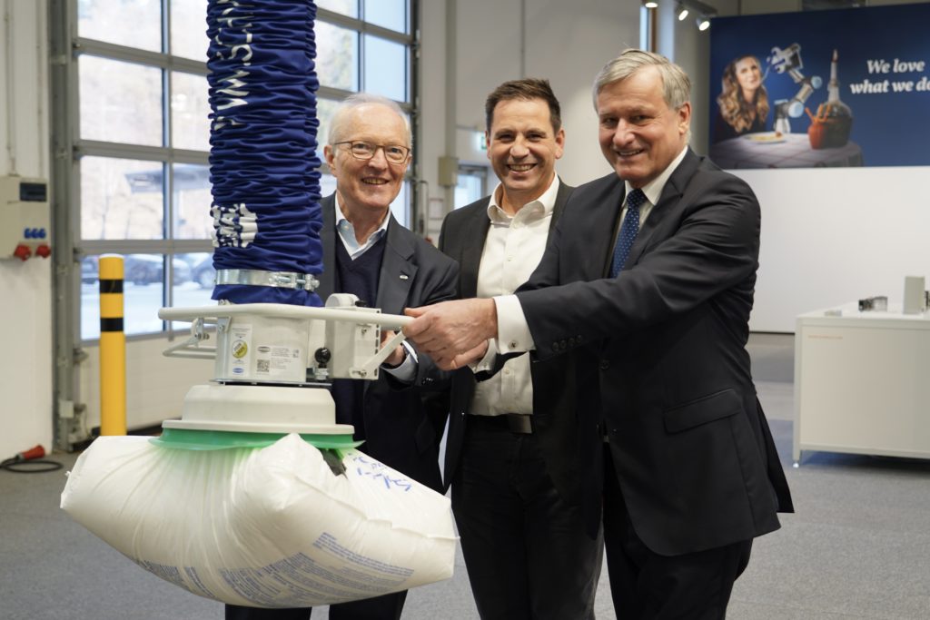 Rülke besucht J. Schmalz GmbH in Glatten